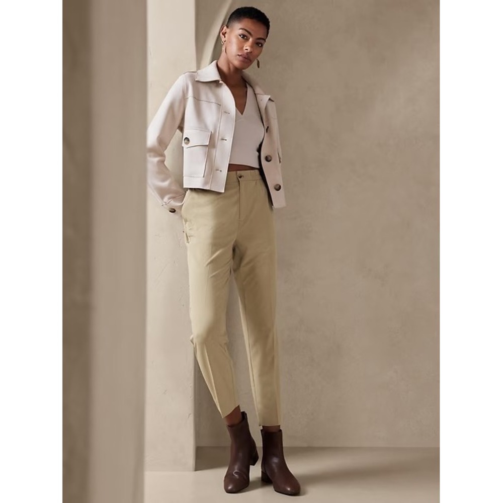 Banana Republic Airstretch Tapered Pant Khaki Beige Elastic Waist Ankle M